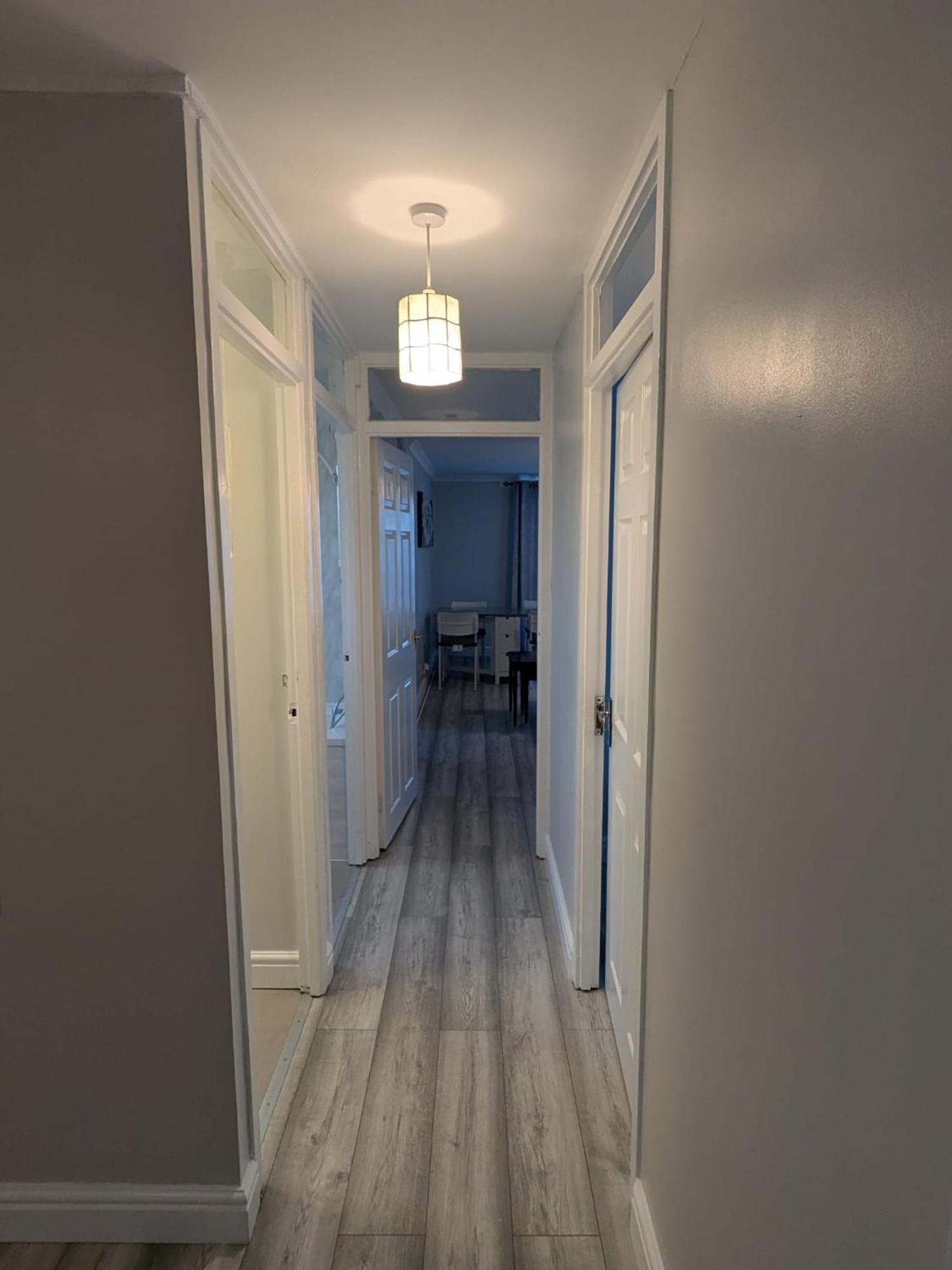A&A Apartment Basildon Nevendon Eksteriør billede